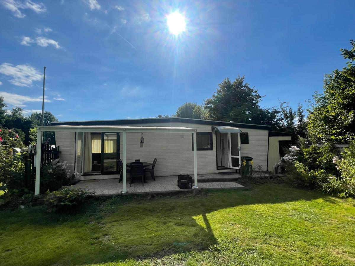 Chalet D12 - Camping It Soal Workum Exterior photo